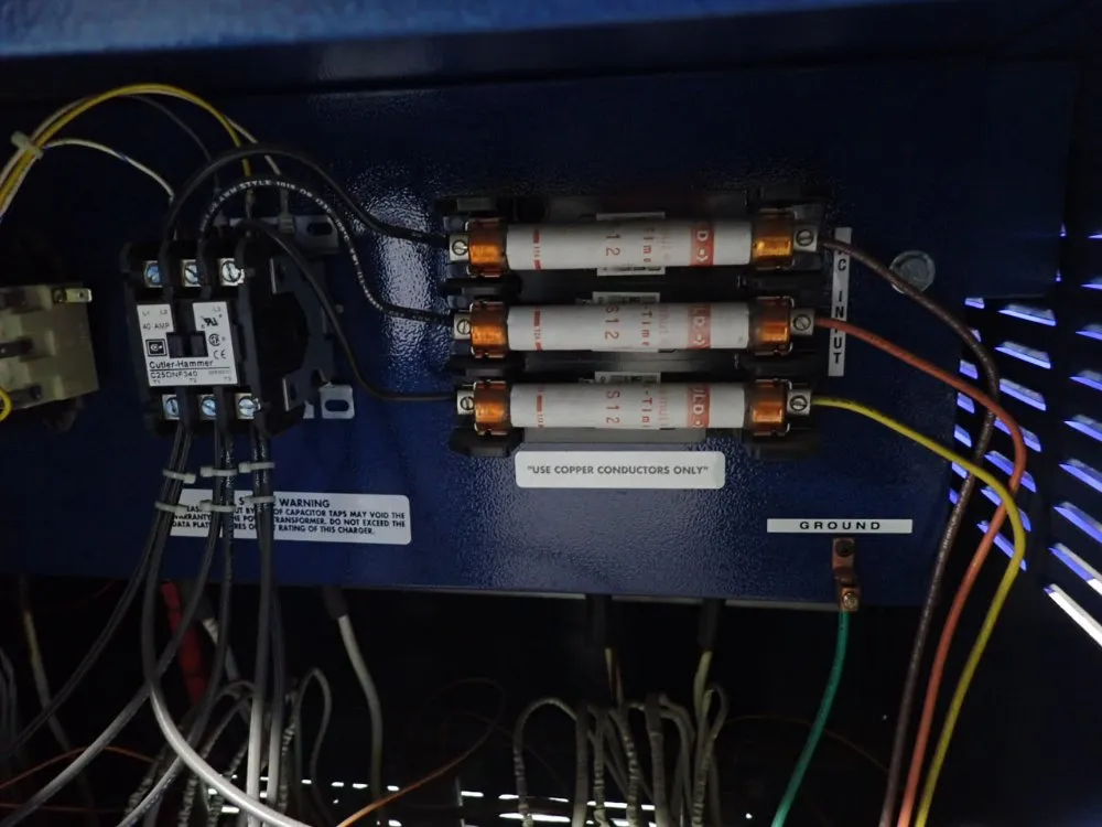 North East 12 Cell 900 A.h. In 8 Hours Battery Charger - 3ne12-900