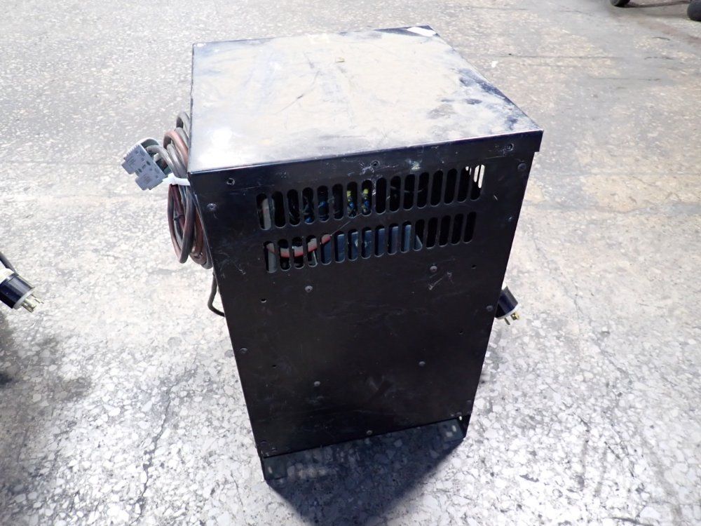 Kw Battery Co. 24 Volt Battery Charger - 12-255f1-9a22