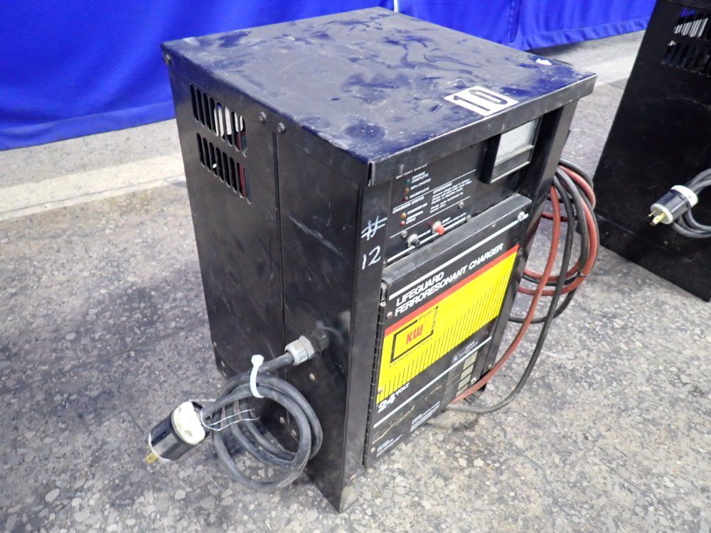 Kw Battery Co. 24 Volt Battery Charger - 12-255f1-9a22
