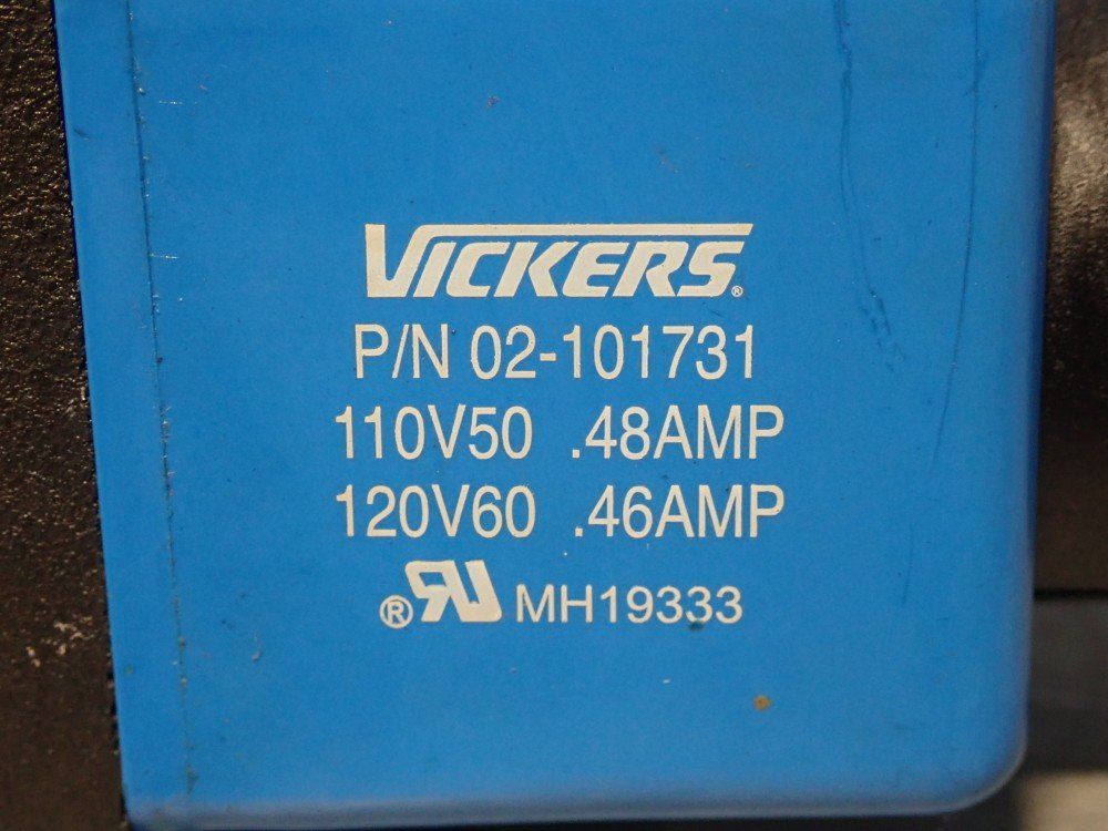 Eaton 350 Bar (5000 Psi) Directional Control Valve - Dg4v-3s-6c-m-fpa5w-b5-60