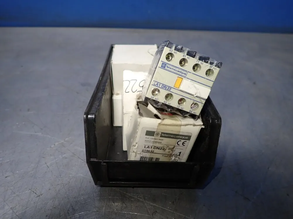 Telemecanique Electrical Components - La1dn22