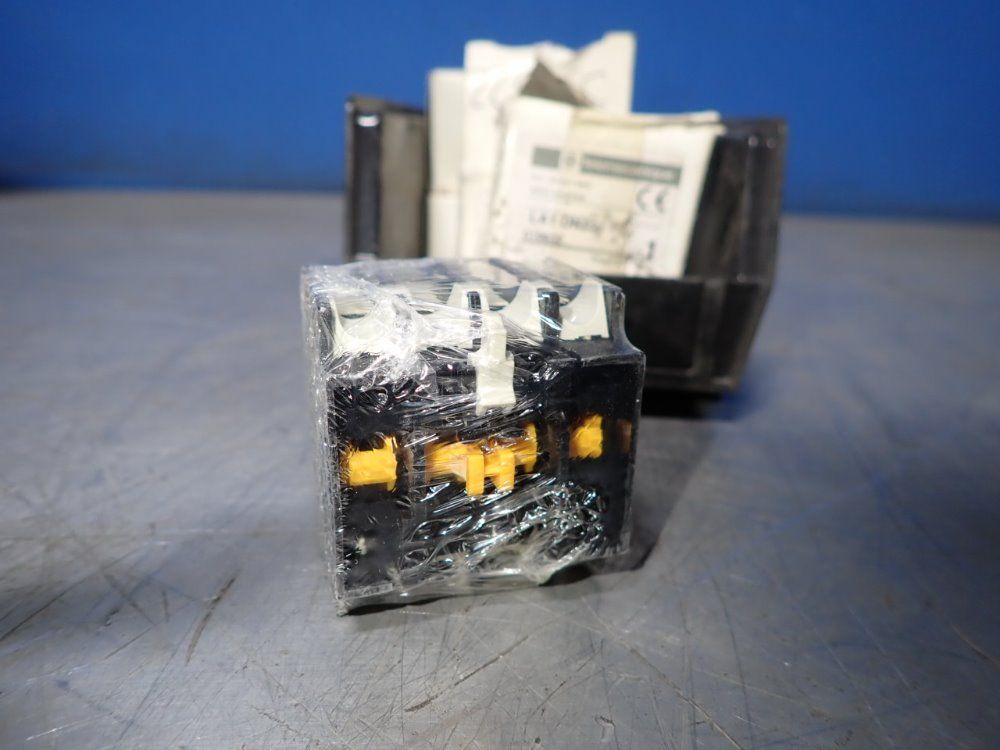 Telemecanique Electrical Components - La1dn22