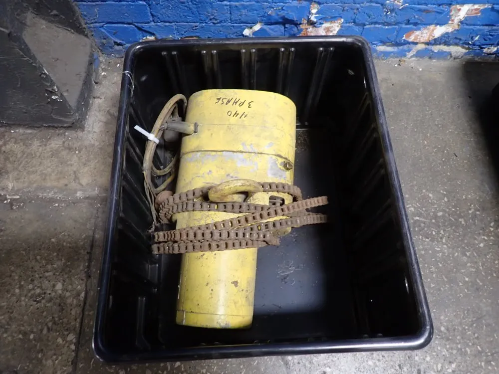 Budgit 1/2 Ton Electric Chain Hoist - Scnh