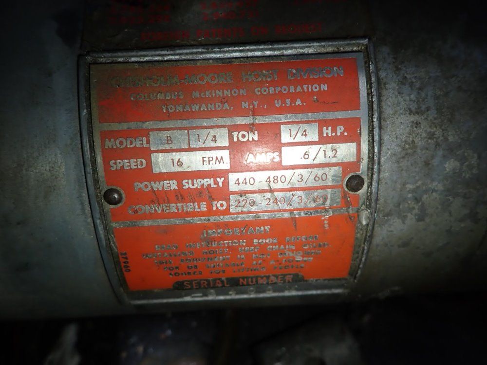 Columbus Mckinnon Corporation 1/4 Ton Electric Chain Hoist - B