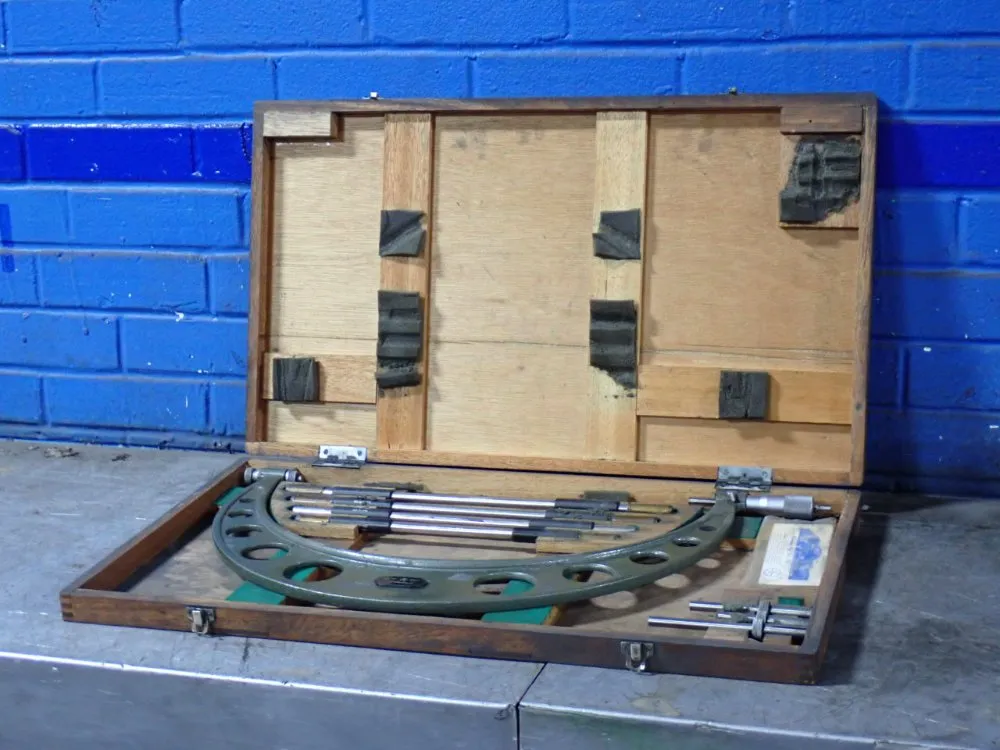 Mitutoyo Outside Micrometer Set
