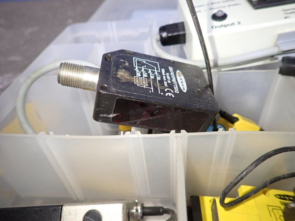 Banner Photoelectric Sensors