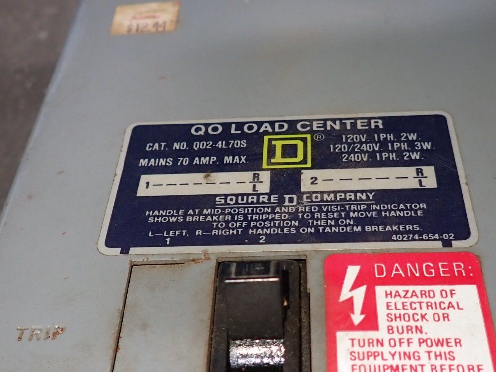 Square D Qo Load Center - Q02-4l70s
