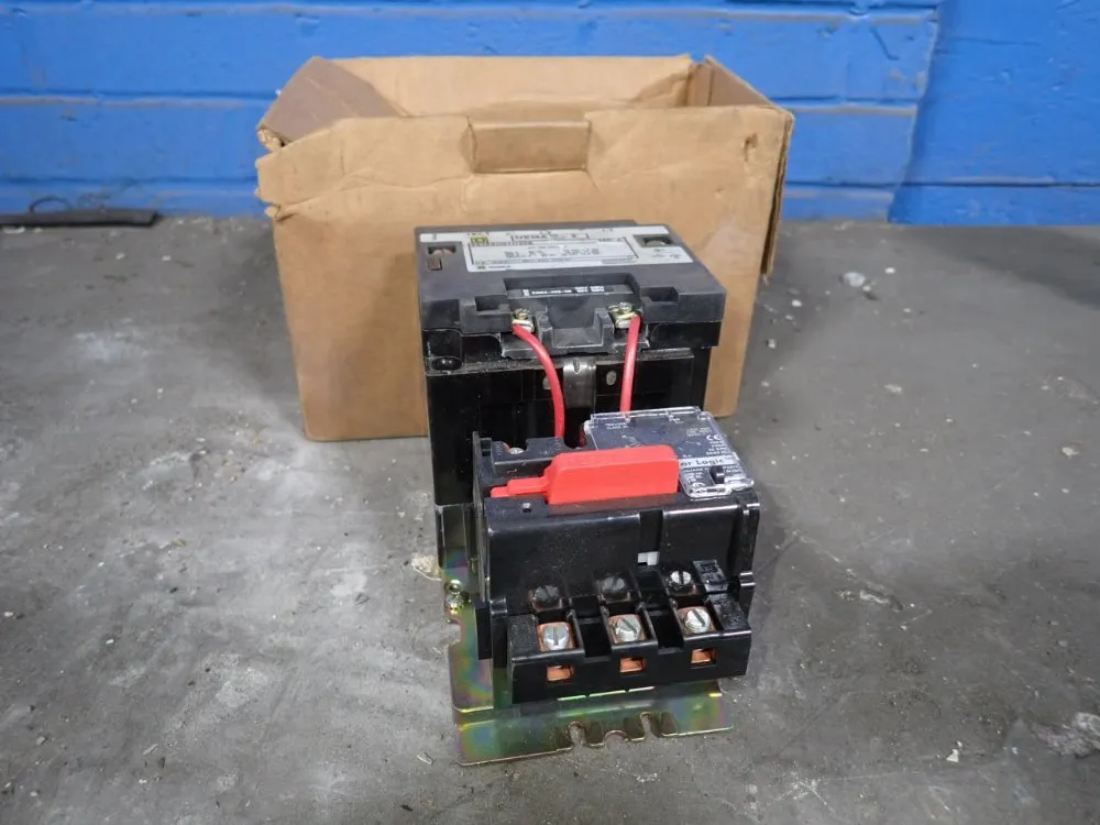 Square D Motor Starter - 8536sd01h20s
