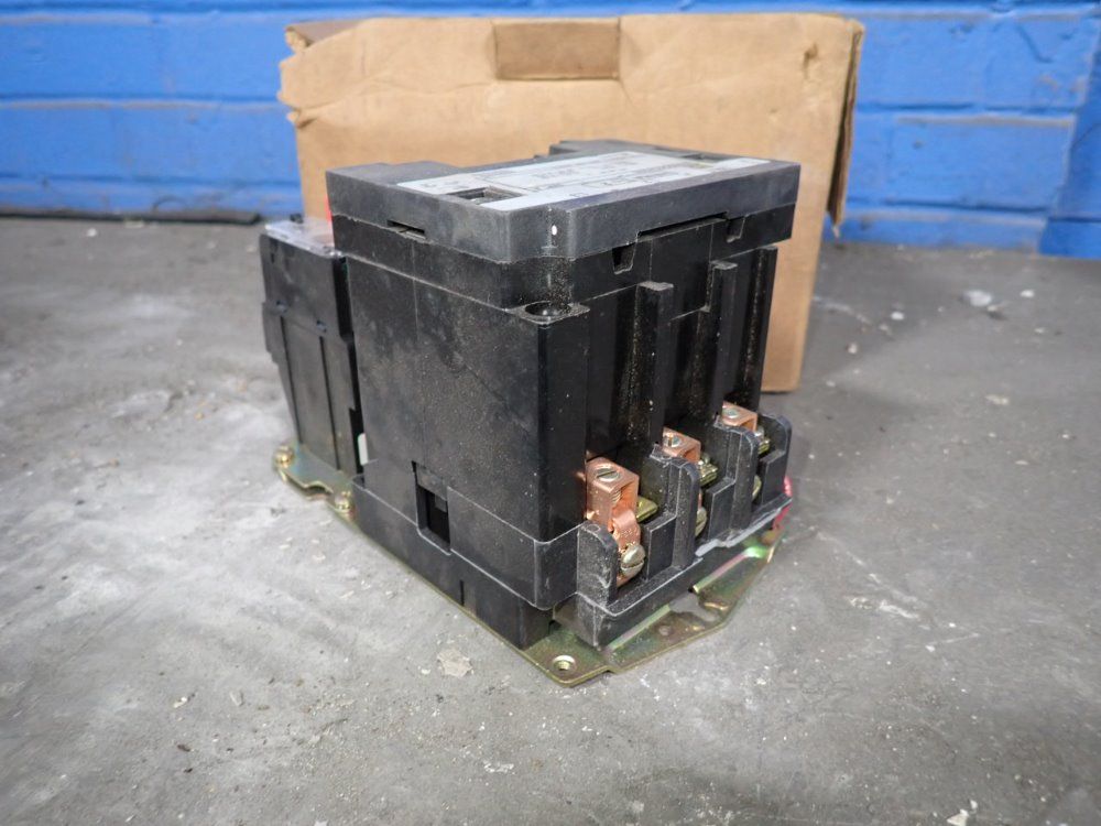 Square D Motor Starter - 8536sd01h20s