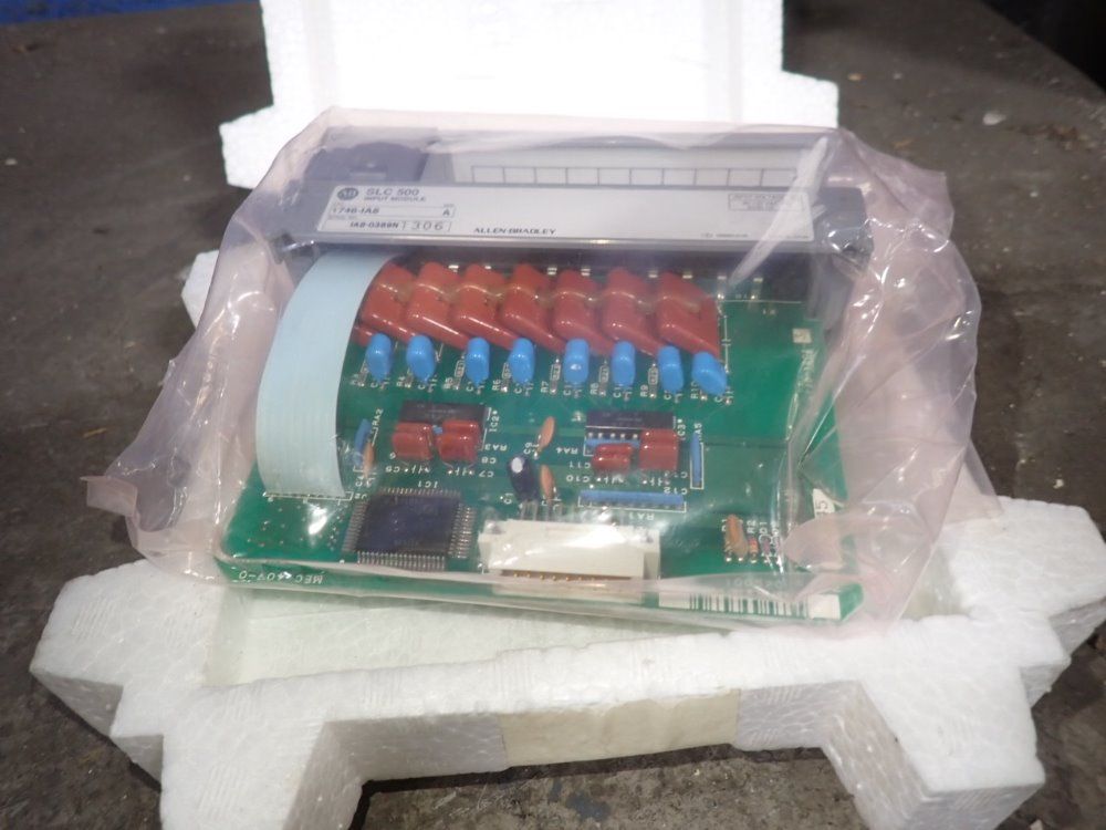 Allen Bradley Input Module - 1746-ia8