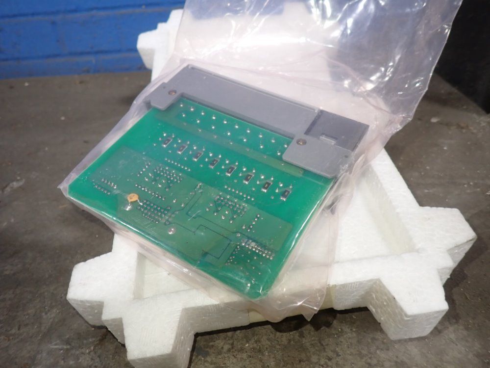 Allen Bradley Input Module - 1746-ia8