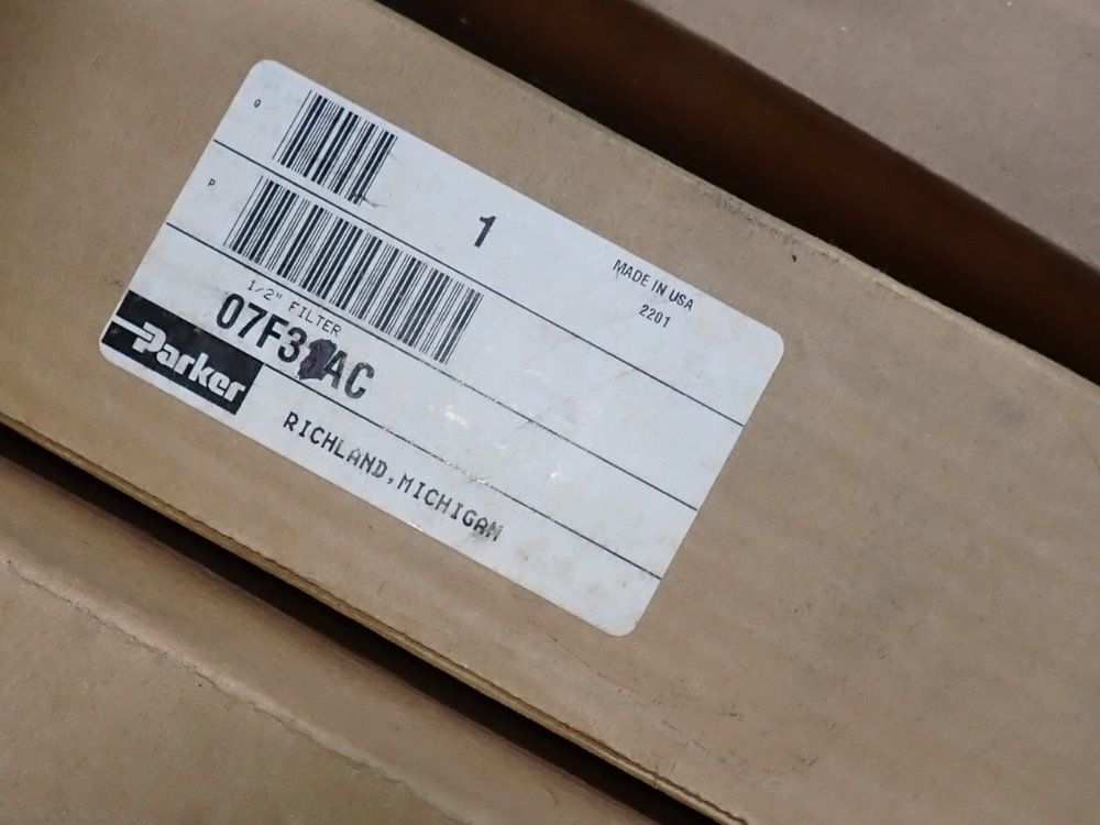 Parker Regulators - 06l21be