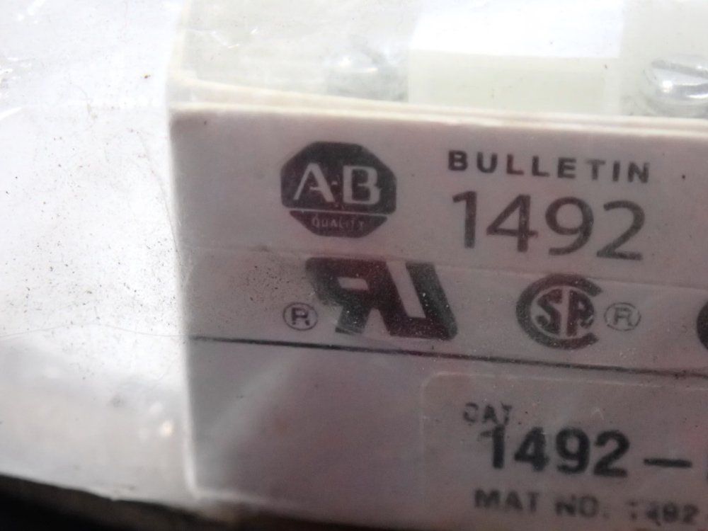 Allen Bradley Terminal Blocks - 1492-f1