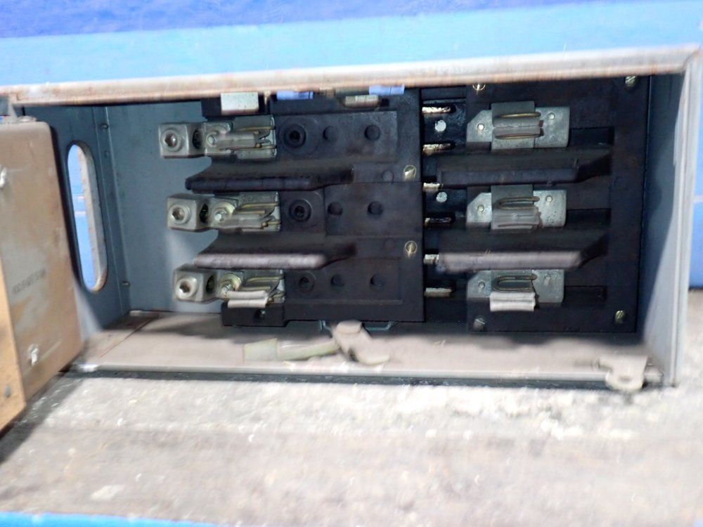 Square D 200 A Fusible Panelboard Switch - Qmb-3620