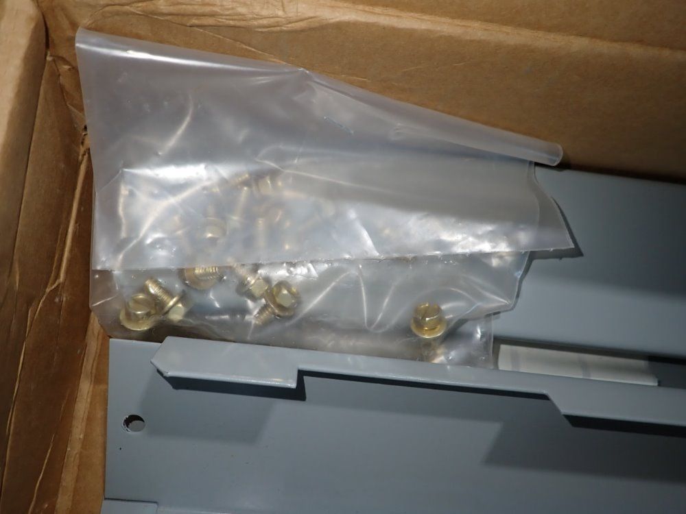 Eaton 2" X 25" Hardware