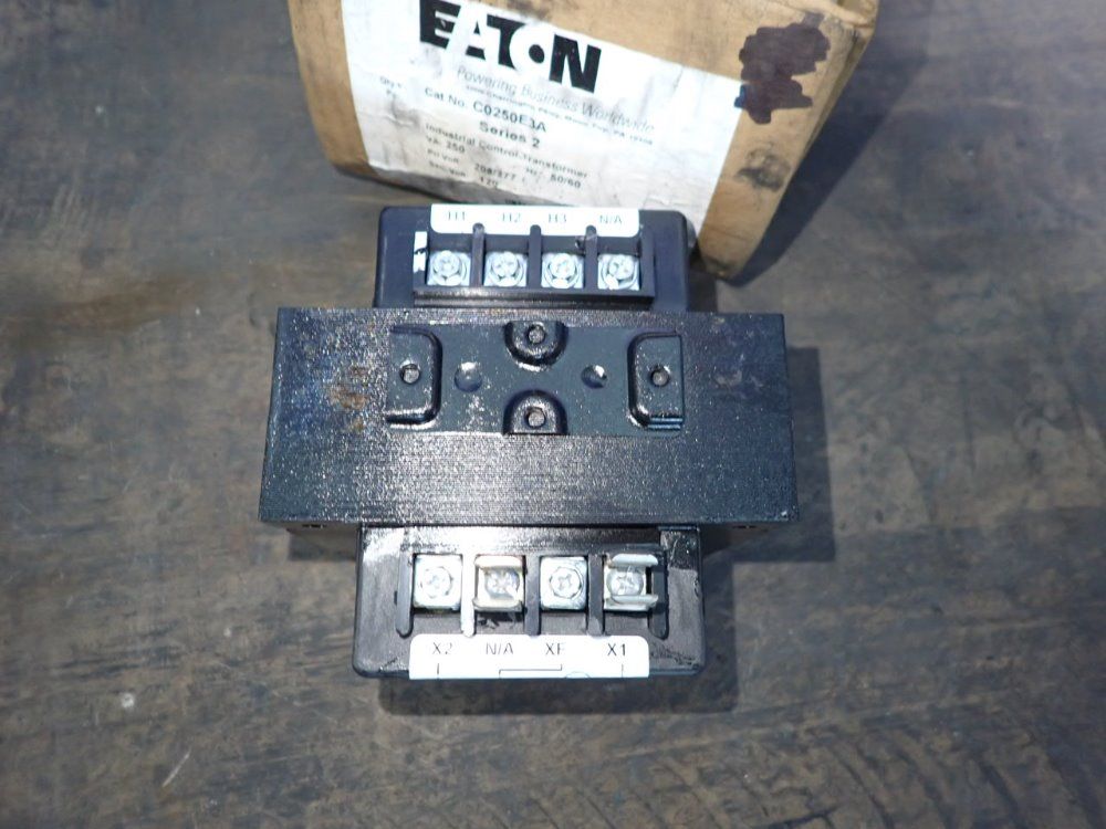 Eaton 250 Va Transformer - C0250e3a