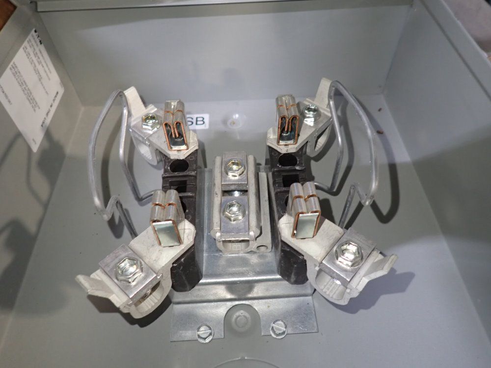 Eaton 200 Amps Meter Socket - 1009874ach