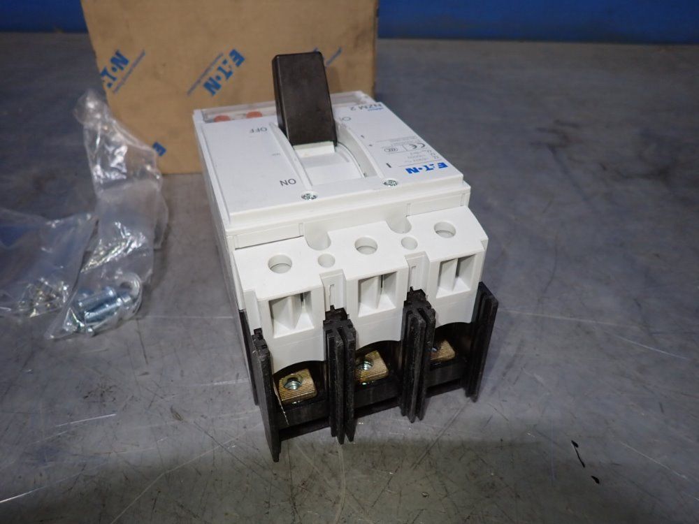 Eaton Circuit Breaker - Nzmn2-ve160-na