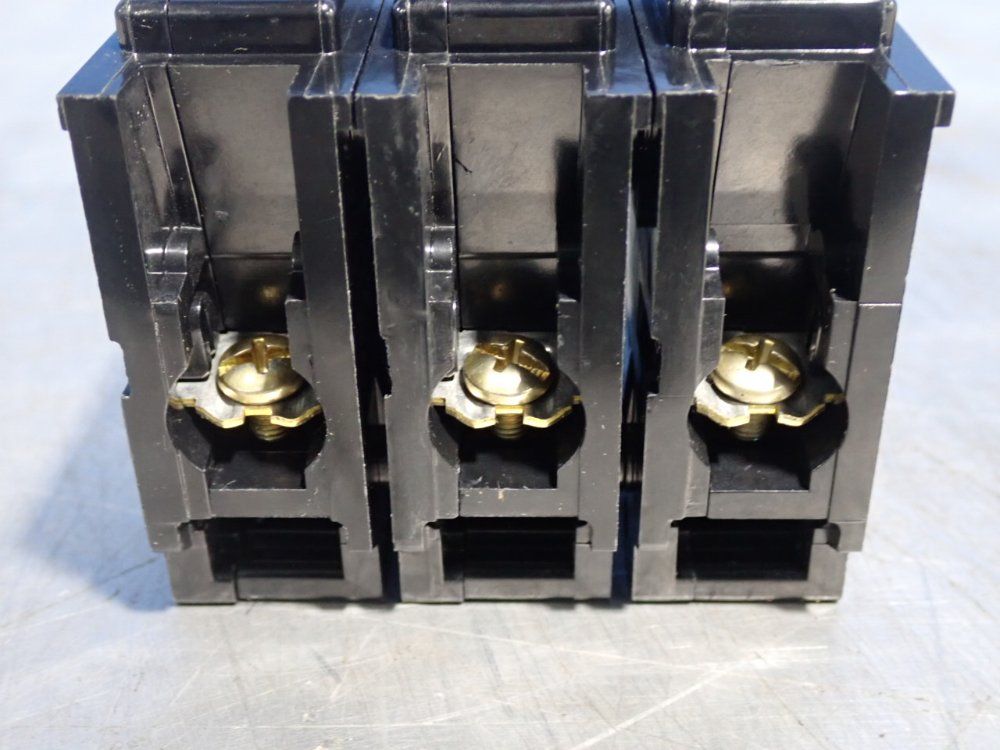 Eaton Circuit Breaker - Bab3015ht