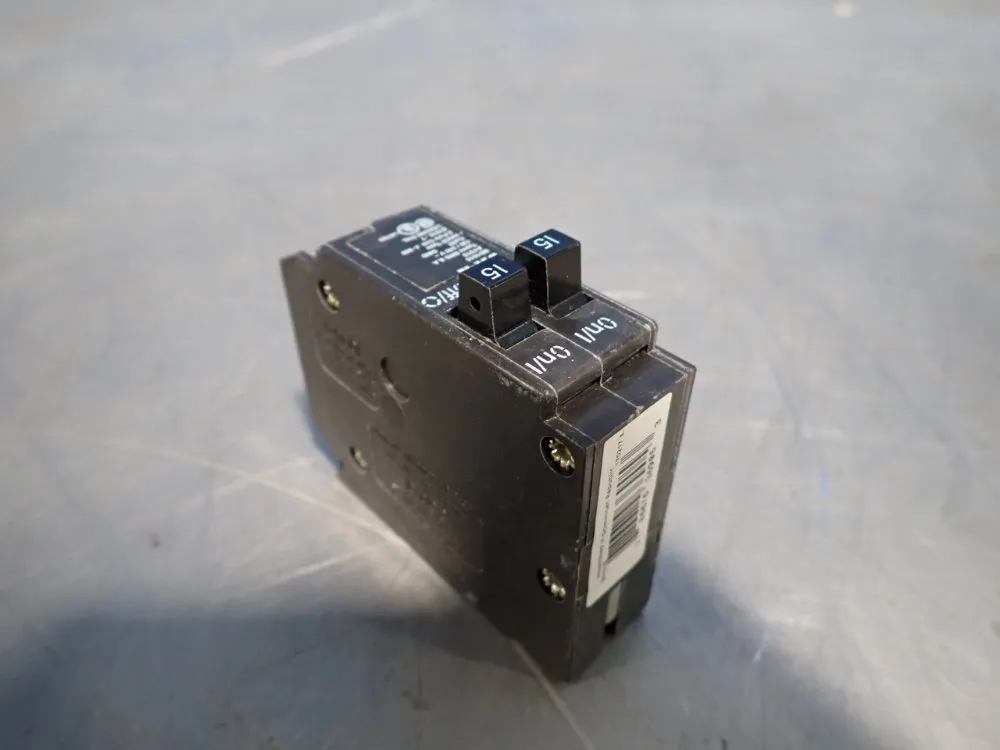 Eaton Miniature Circuit Breaker - Bd1515