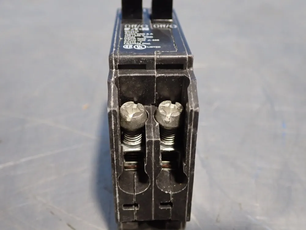 Eaton Miniature Circuit Breaker - Bd1515