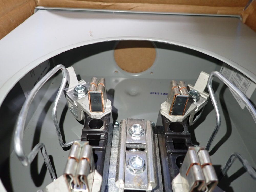 Eaton 200a Meter Socket - Uhirs213bcvch