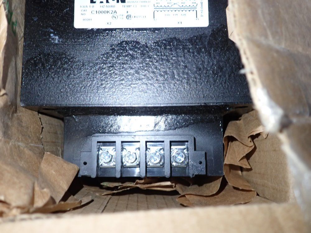 Eaton 1 Kva Transformer - C1000k2a