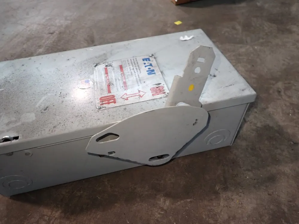 Eaton 30 Amp Fusible Disconnect - Dh321ngk