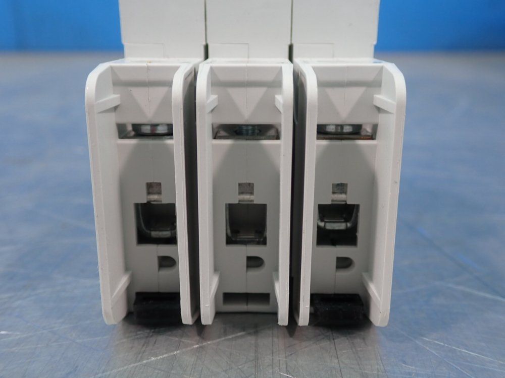 Eaton Circuit Breaker - Faz-c15/3-na