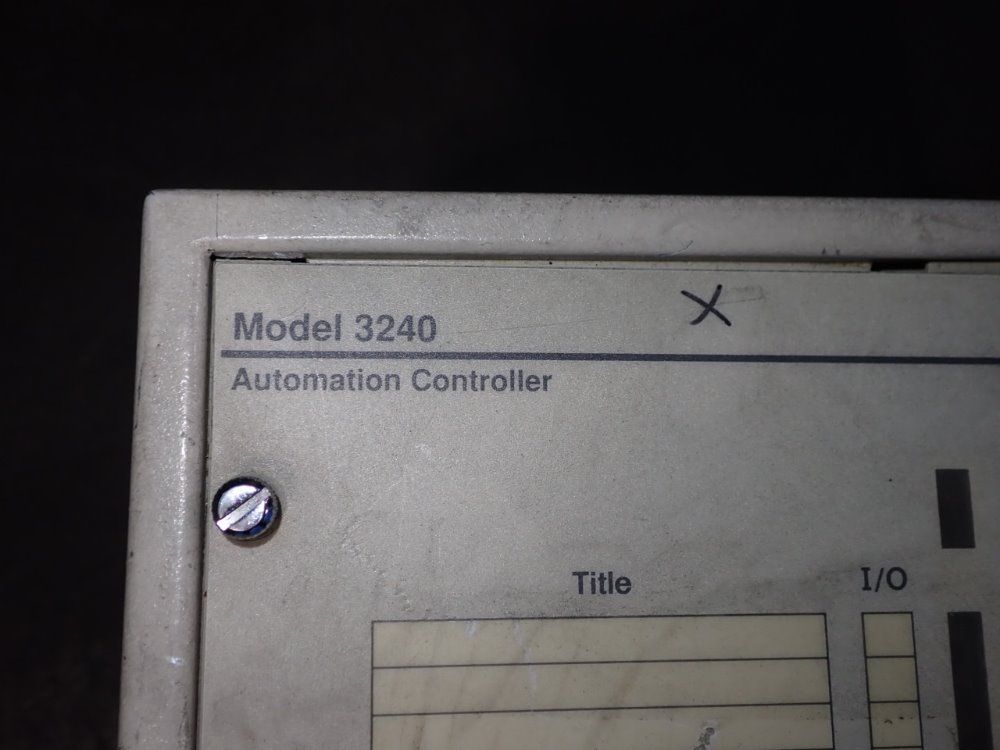 Schneider Electric Automated Controller - 100-265-816