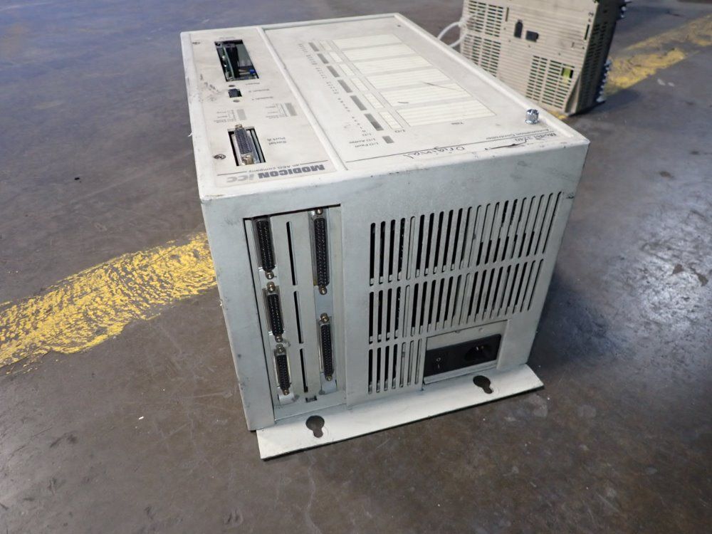 Modicon Icc Automated Controller - 3240