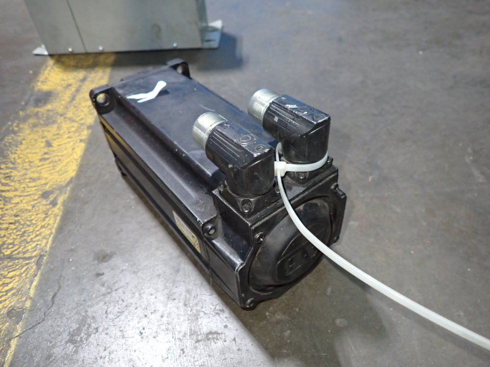 Allen Bradley 3 Kw Servo Motor - Mpl-b430p-mj74aa