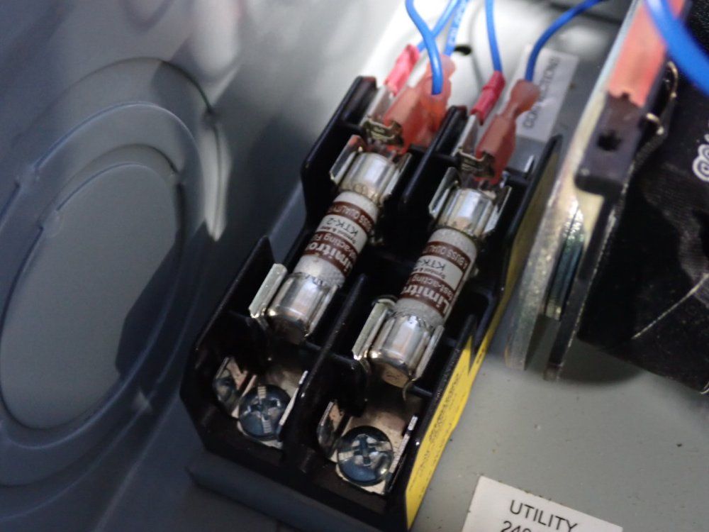 Eaton Automatic Transfer Switch - Egs100nsea