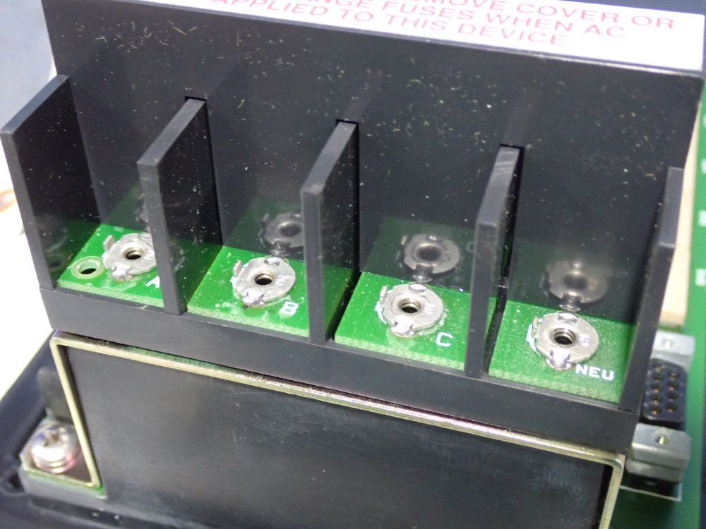 Westinghouse Iq Data Plus Ii Line Metering And Protection System - Iqdpi1