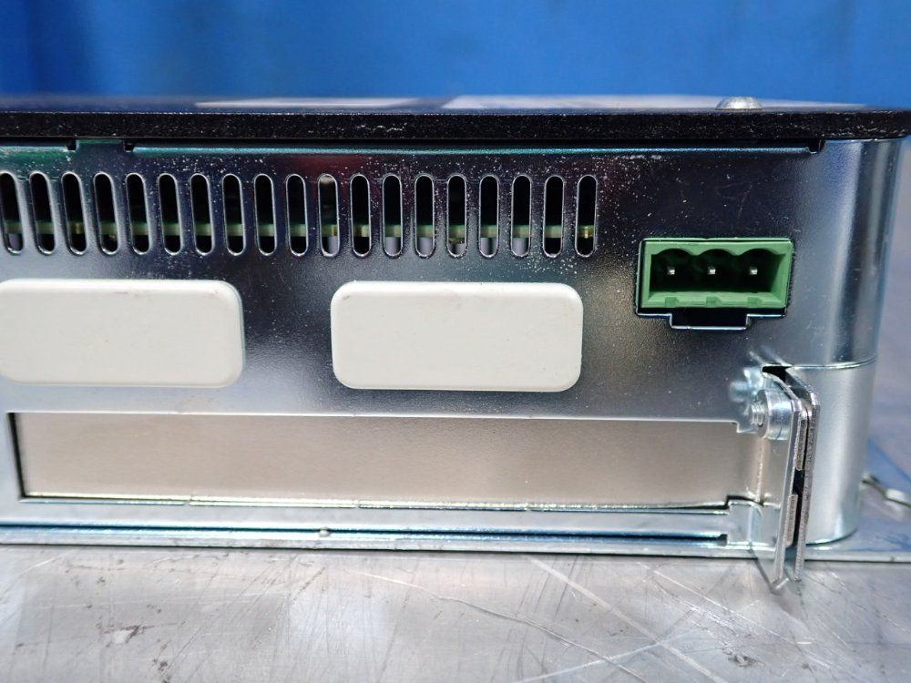 Eaton Industrial Panel Pc - Xp-702-f0-boxk-00