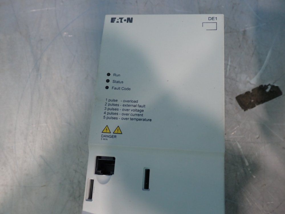 Eaton Variable Frequency Drive - De1-34016nn-n20n