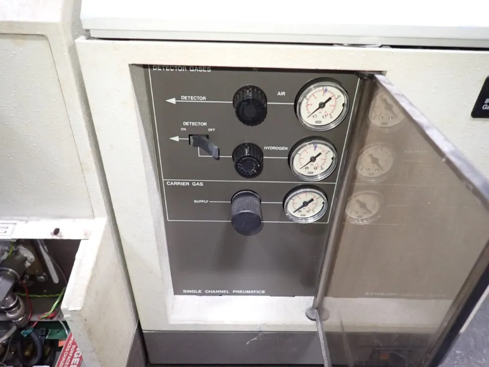 Perkin Elmer Gas Chromatograph - 8410