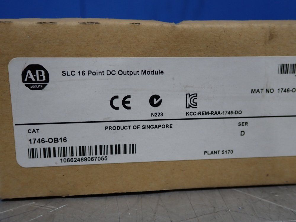 Allen Bradley Dc Output Module - 1746-0b16