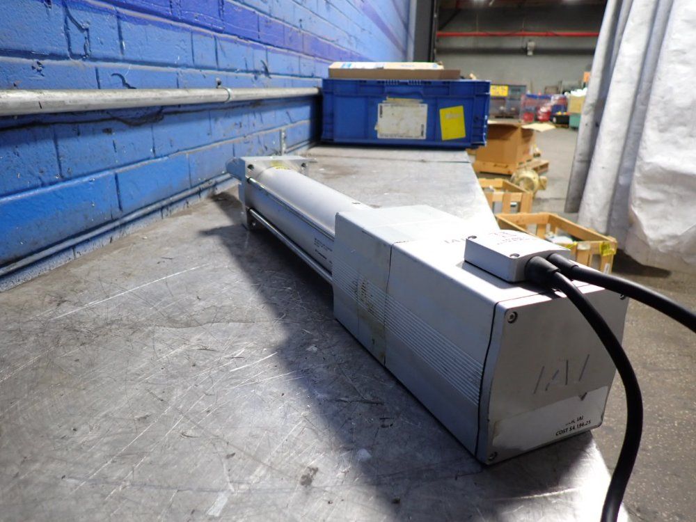 Iai Corporation Robo Cylinder - Rcp2-ra10c-i-86p-2.5-200-p4-m-b