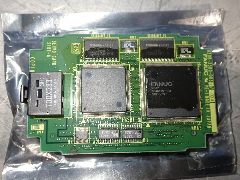 Fanuc Axis Board - A20b-3300-0032 / 02a