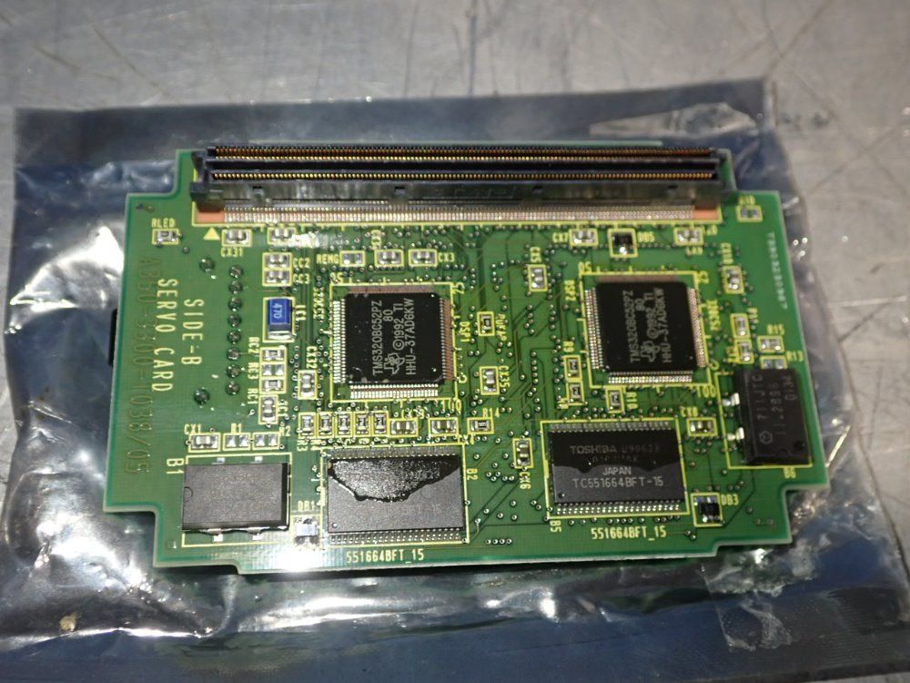 Fanuc Axis Board - A20b-3300-0032 / 02a