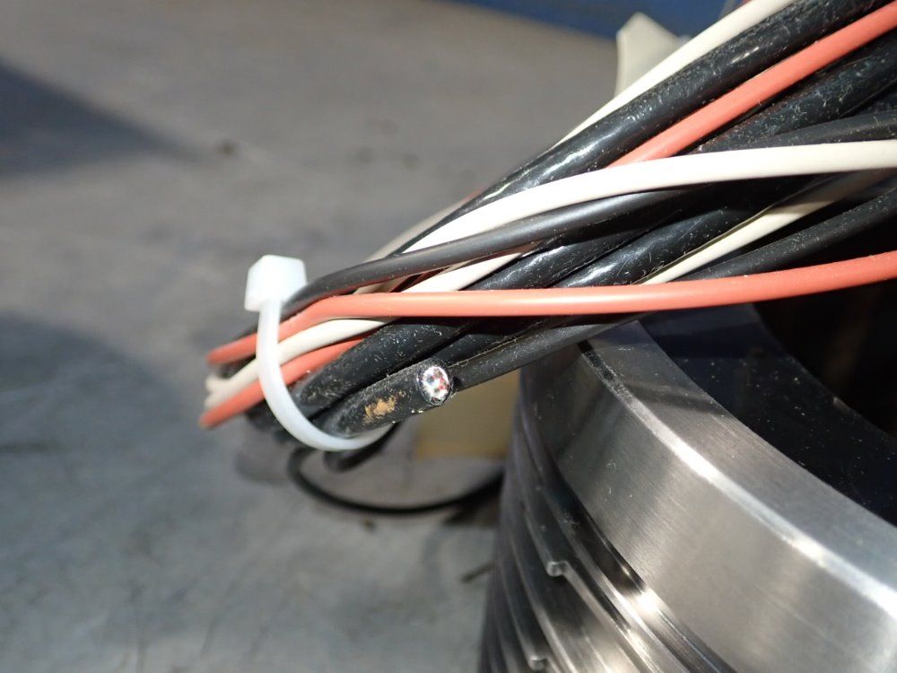 Fanuc Synchro-b-in Motor - A06b-0493-b200