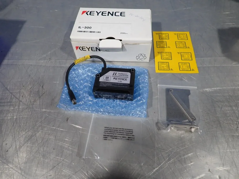Keyence Laser Sensor - Il-300