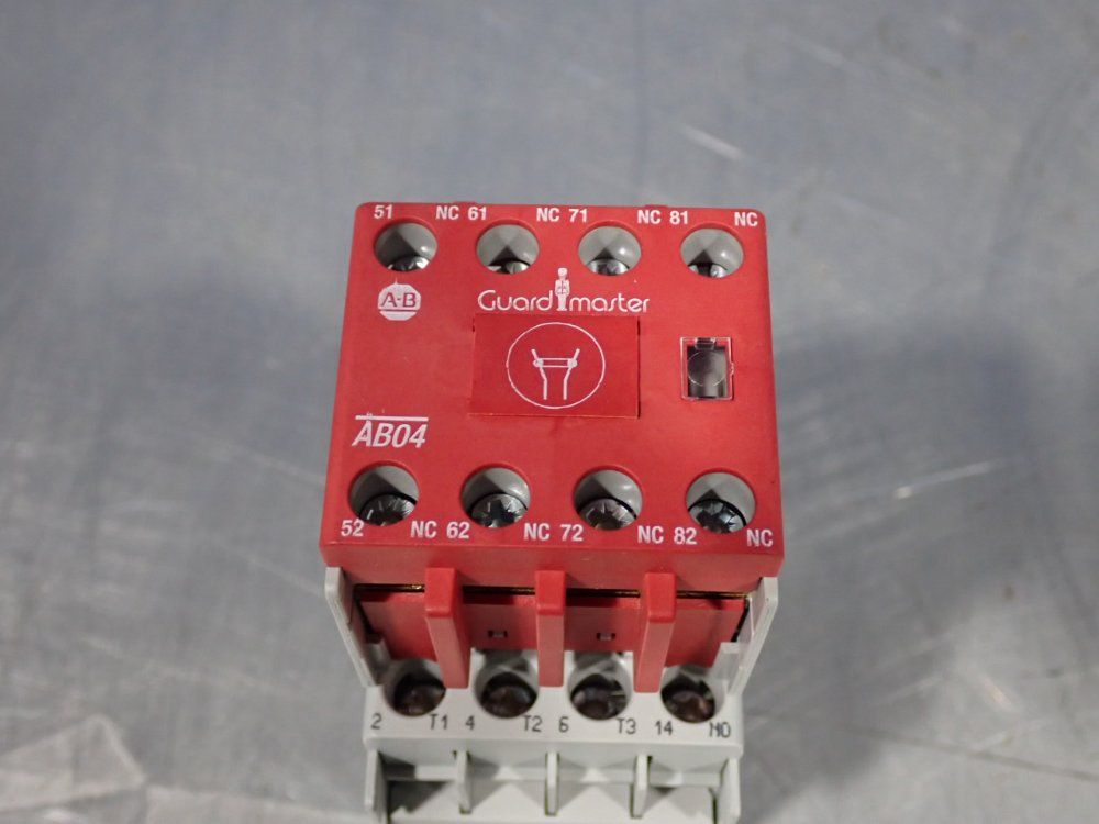 Allen Bradley 4kw Relay