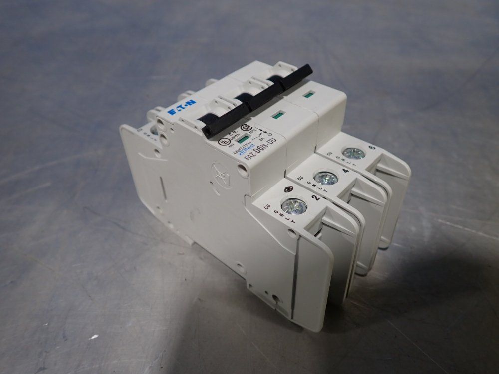 Eaton Circuit Breaker - Faz-d6/3-du