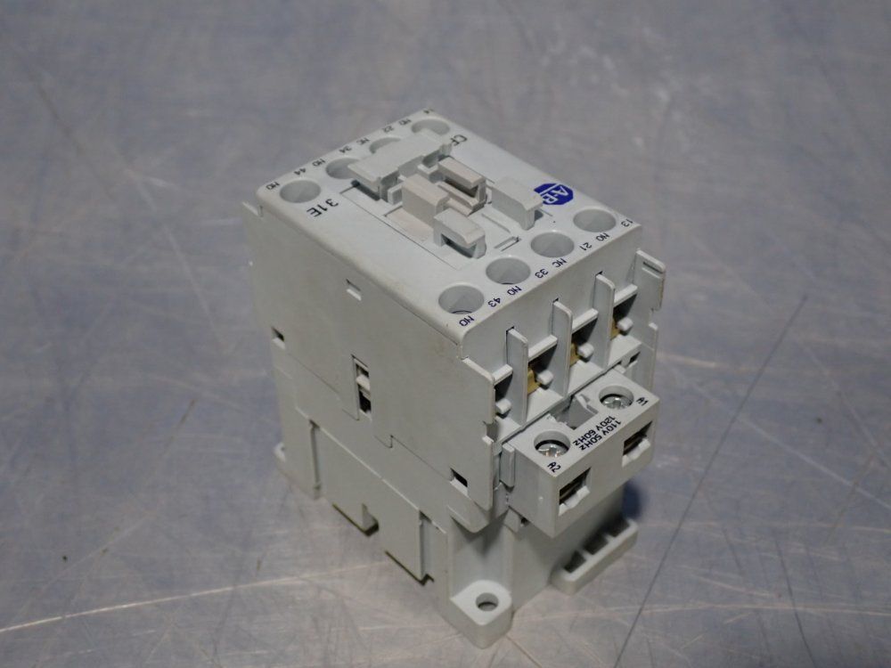 Allen Bradley Control Relay - 700-cf310