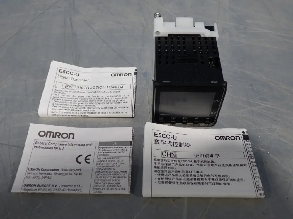 Omron Digital Controller - E5cc-rw2dum-000