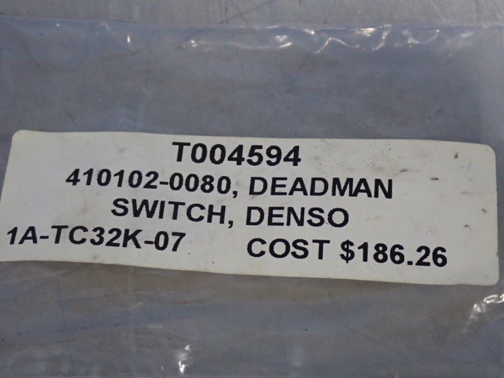 Idec Enabling Switch - He1b-m1