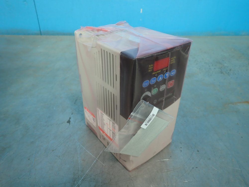 Allen Bradley 1hp Ac Drive - 22b-v5p0n104