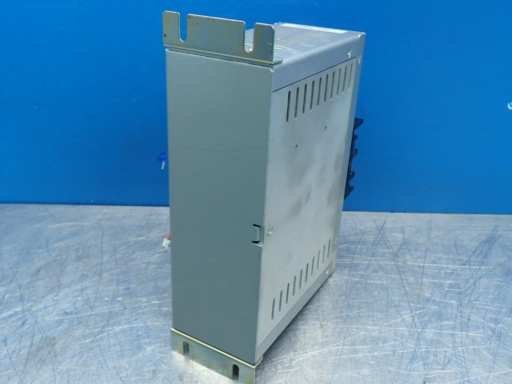 電源ユニット SRCH 05 Yamaha Robot Controller SRCX-05 Yamaha Motor Company (Single-Axis Robot Controller